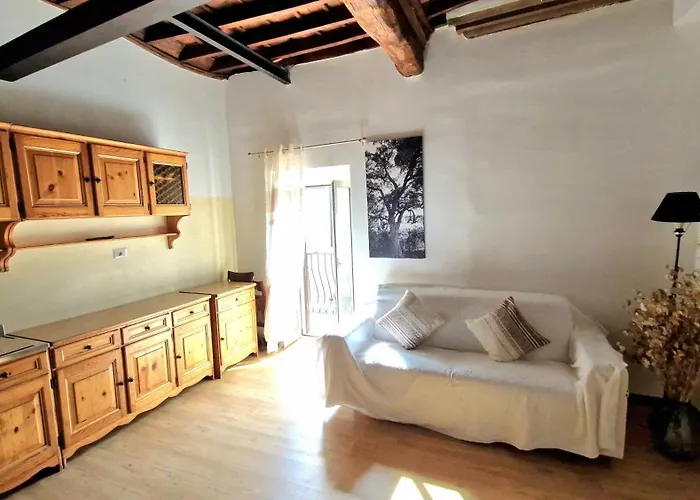 Διαμέρισμα Made Sutri